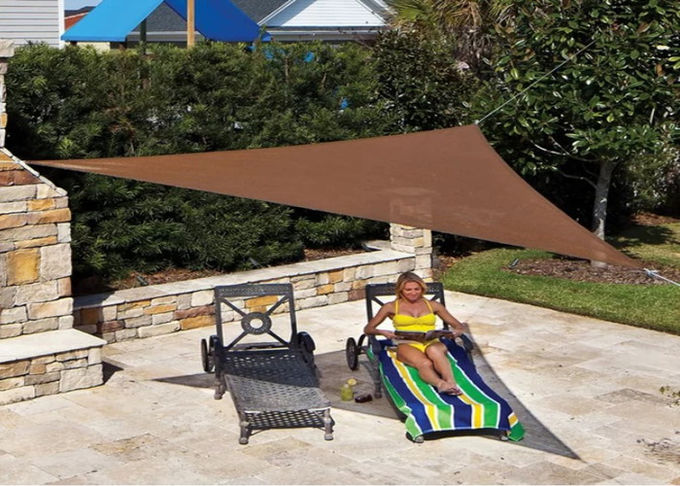 La triangle ombrage la voile d'ombre de jardin pour le HDPE 100% de Vierge de piscine disponible